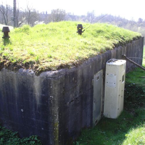 Bunker soure dans le même village, toujours en fonction